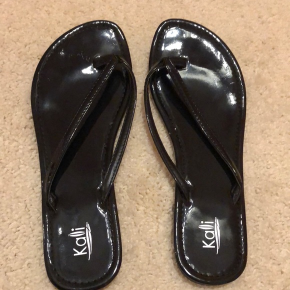 kali flip flops
